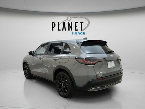Certified 2024 Honda HR-V Sport image 5