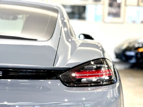 Used 2025 Porsche 718 Cayman S image 39
