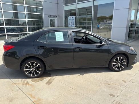 Used 2019 Toyota Corolla SE FWD image 8