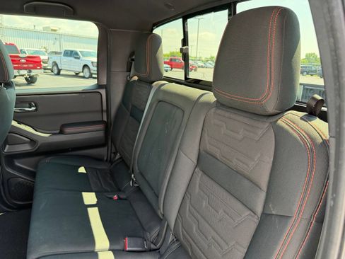 Used 2025 Nissan Frontier PRO-4X w/ Pro Convenience Package AWD/4WD image 12