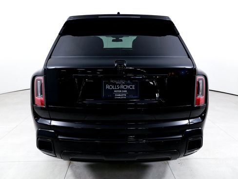 Used 2026 Rolls-Royce Cullinan AWD/4WD image 9