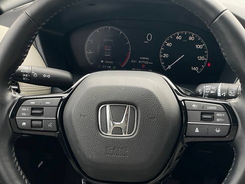 Used 2025 Honda HR-V EX-L image 12