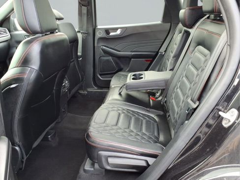 Used 2024 Ford Escape ST-Line Elite w/ Premium Technology Package image 29