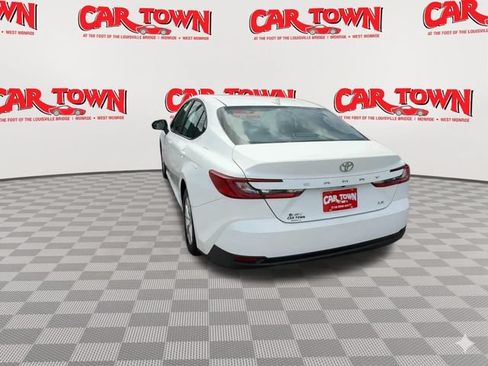 Used 2025 Toyota Camry LE FWD image 7
