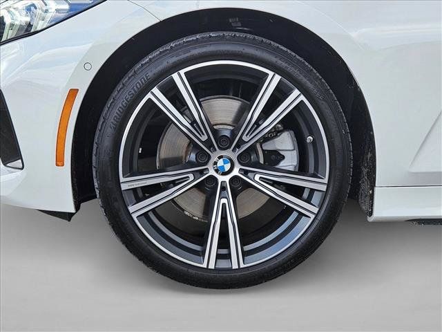 Used 2024 BMW 330i Sedan RWD image 22