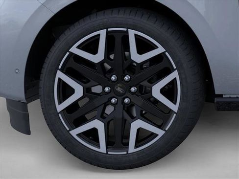 New 2025 Ford Expedition Platinum w/ Platinum Ultimate Package image 19