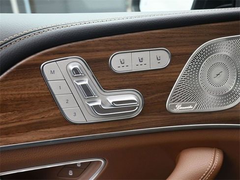 New 2026 Mercedes-Benz GLE 580 4MATIC image 21