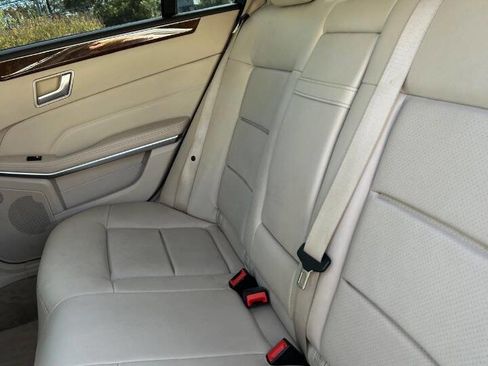 Used 2014 Mercedes-Benz E 350 Sedan image 23