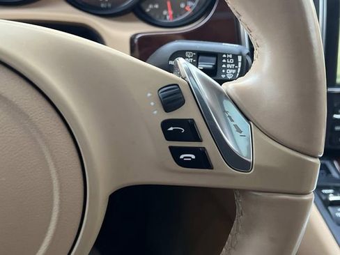 Used 2013 Porsche Panamera 4 image 26