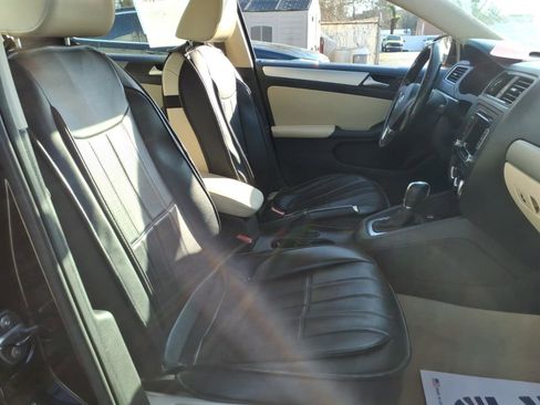 Used 2014 Volkswagen Jetta SE image 9