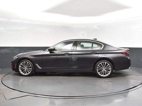 Used 2022 BMW 540i w/ Premium Package image 4