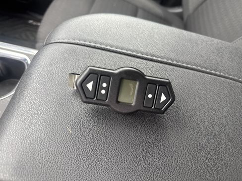 Used 2025 Chevrolet Silverado 1500 RST AWD/4WD image 28