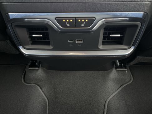 New 2026 GMC Sierra 1500 SLT image 57