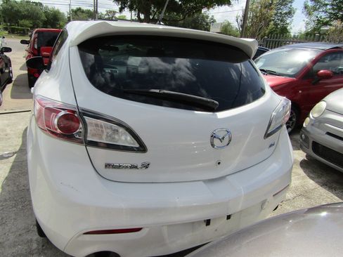 Used 2010 MAZDA MAZDA3 s Sport image 3