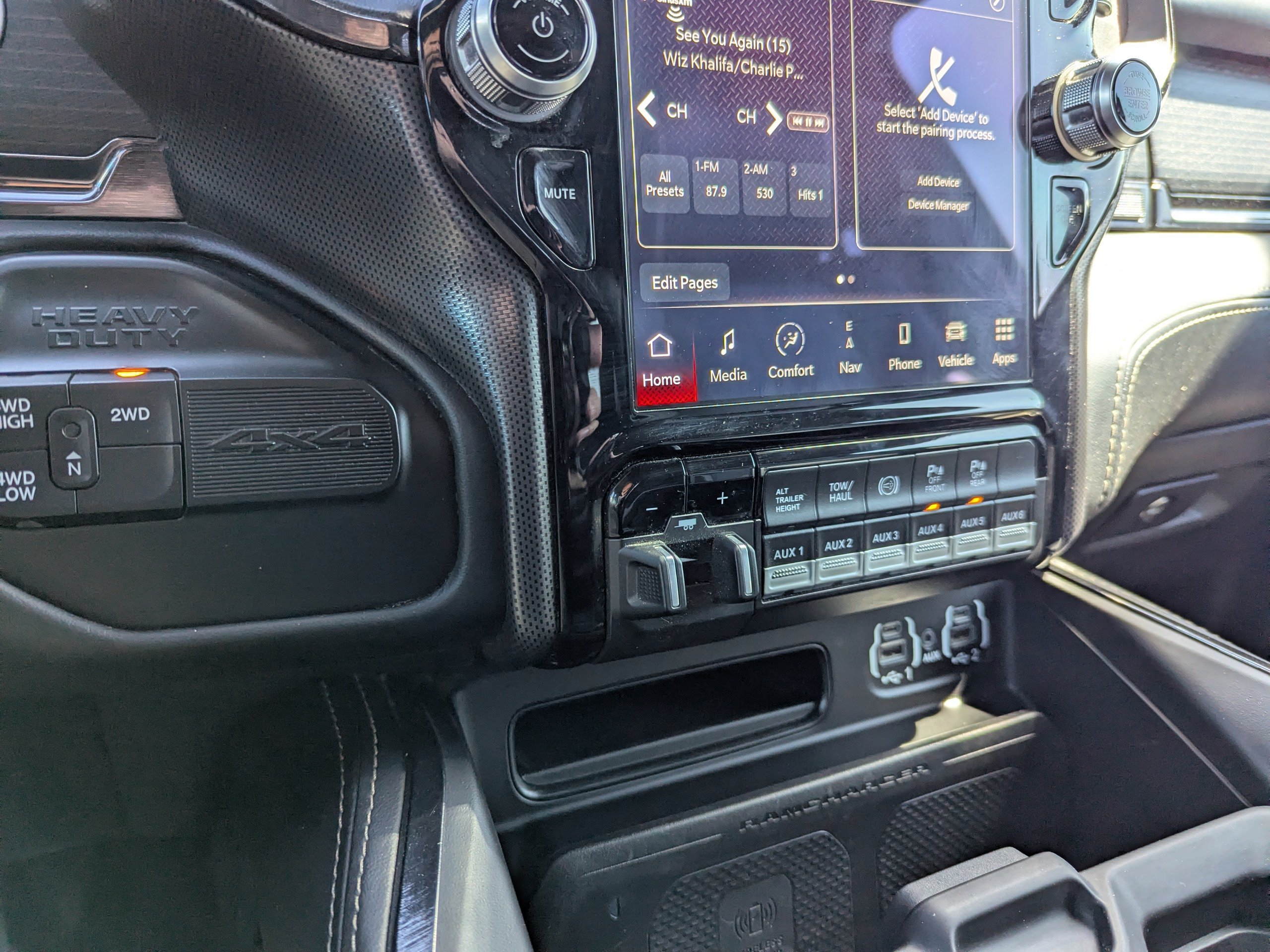 Used 2022 RAM 3500 Limited AWD/4WD image 24
