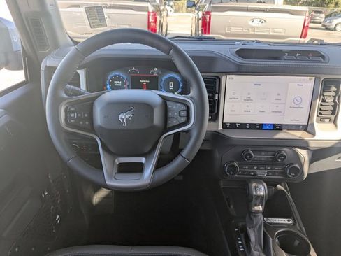 New 2025 Ford Bronco Outer Banks image 15