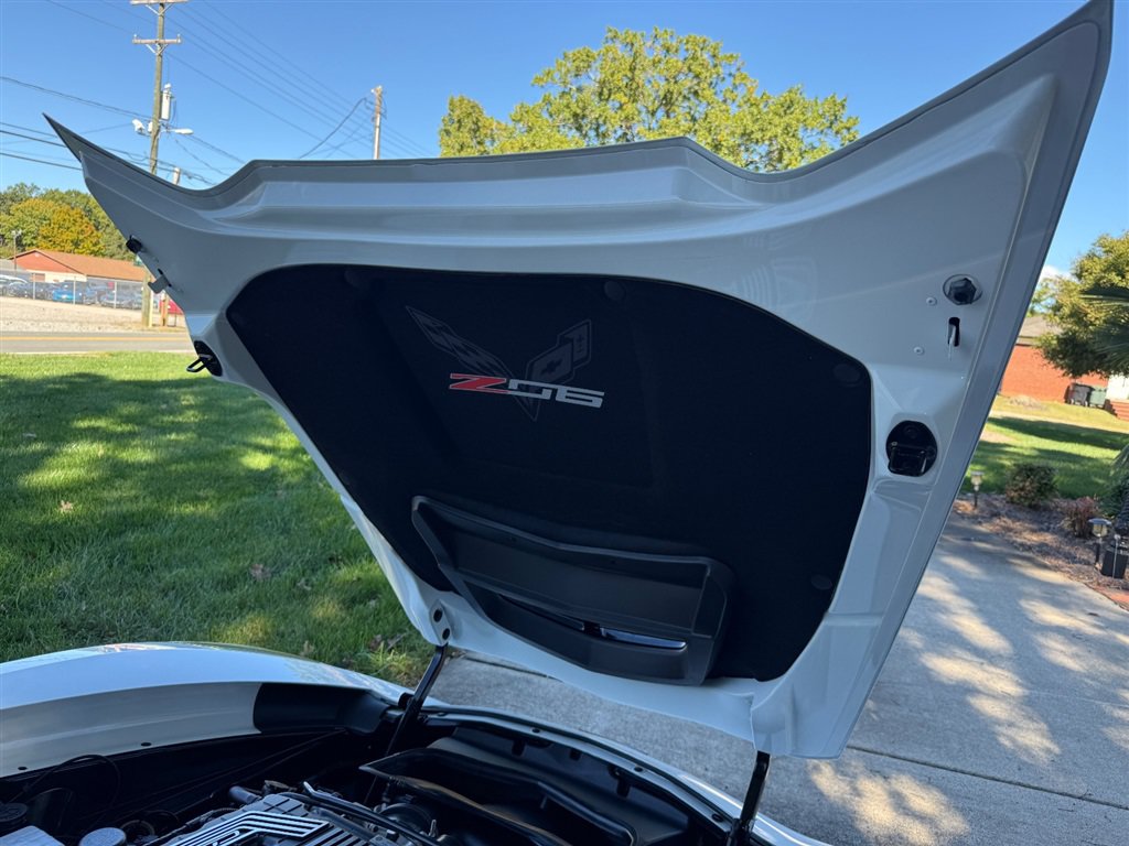 Used 2019 Chevrolet Corvette Z06 RWD image 66