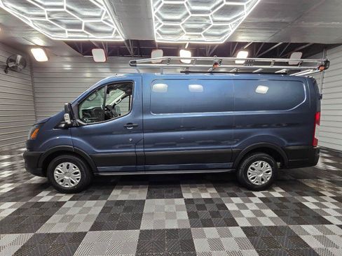 Used 2023 Ford Transit 150 Low Roof RWD image 7