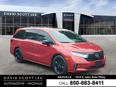 Used 2023 Honda Odyssey Sport image 1