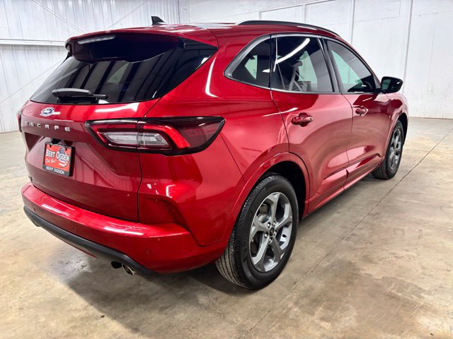 Used 2024 Ford Escape ST-Line w/ Tech Pack #1 FWD image 7