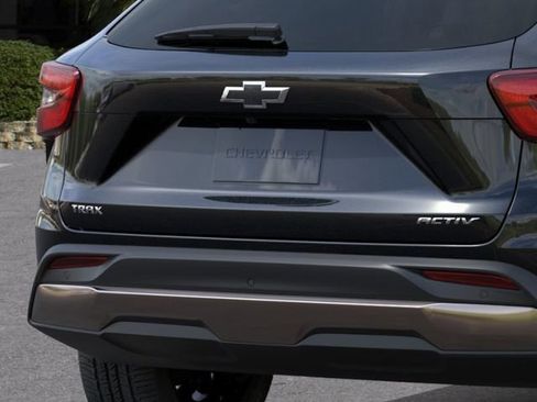 New 2026 Chevrolet Trax ACTIV FWD image 15