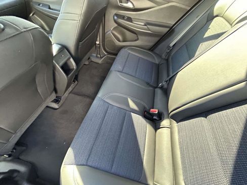 Used 2025 Buick Envista Preferred w/ Convenience I Package FWD image 11