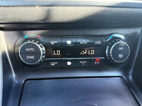 Used 2016 Mercedes-Benz CLA 250 image 33