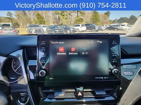 Used 2022 Toyota Camry SE w/ Audio Upgrade Package image 5