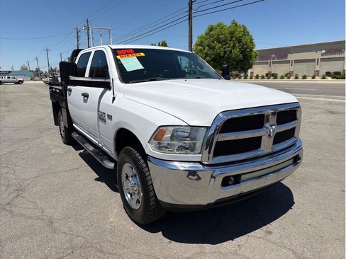 Used 2018 RAM 2500 Tradesman w/ Chrome Appearance Group AWD/4WD image 2