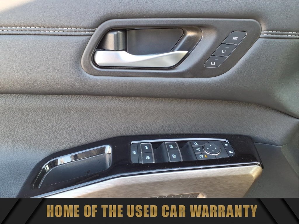 Used 2025 Nissan Pathfinder Platinum w/ Cargo Package AWD/4WD image 13