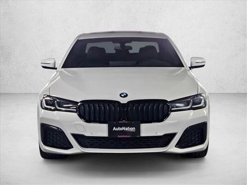 Used 2021 BMW 530i xDrive w/ M Sport Package image 2