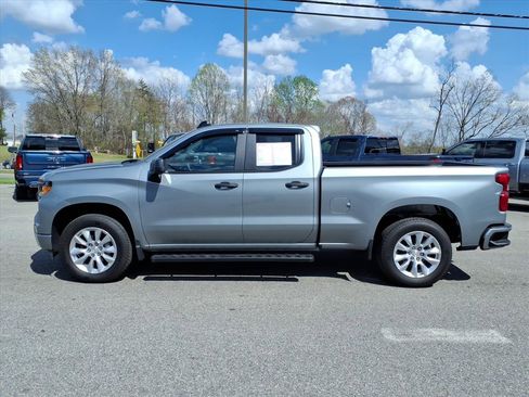 Used 2026 Chevrolet Silverado 1500 Custom image 7