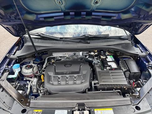 Used 2023 Volkswagen Tiguan SE FWD image 11