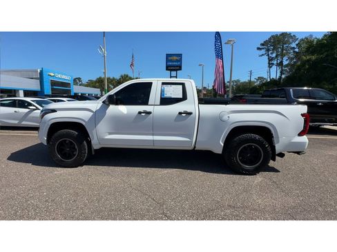 Used 2022 Toyota Tundra SR w/ SR Tow Package RWD image 5