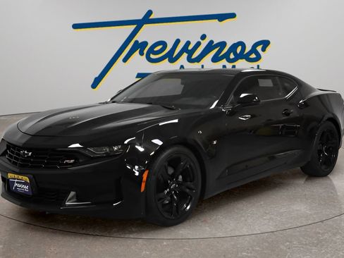 Used 2020 Chevrolet Camaro LT w/ RS Package RWD image 8