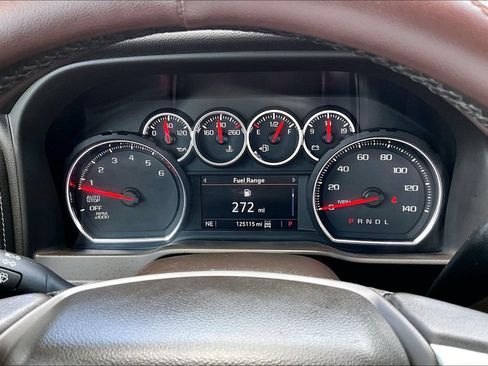 Used 2019 Chevrolet Silverado 1500 LT w/ Texas Edition AWD/4WD image 26