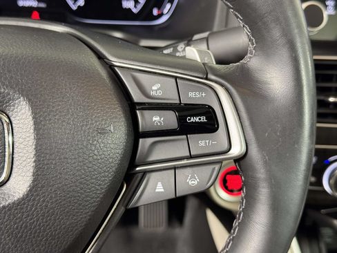 Used 2021 Honda Accord Touring image 23