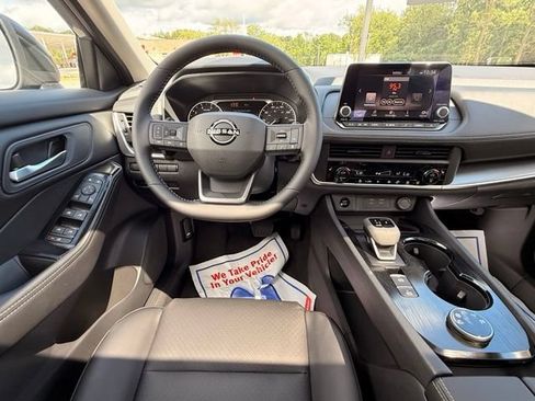New 2026 Nissan Rogue Dark Armor AWD/4WD image 23