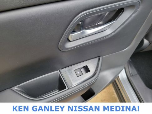Certified 2026 Nissan Rogue SV AWD/4WD image 40