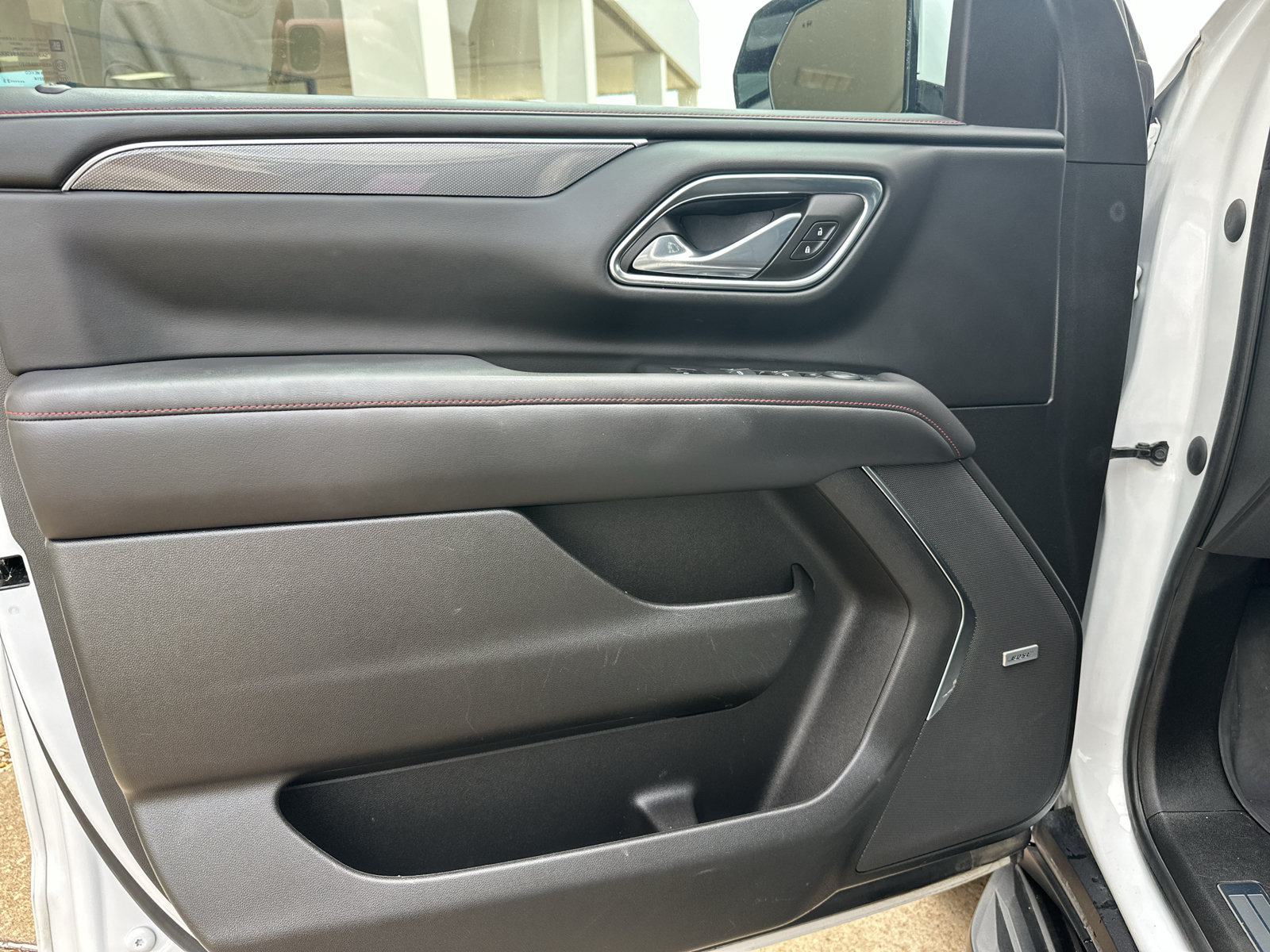 Used 2023 Chevrolet Tahoe RST w/ Luxury Package AWD/4WD image 15