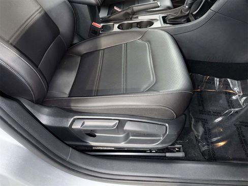 Used 2020 Volkswagen Passat 2.0T R-Line image 15