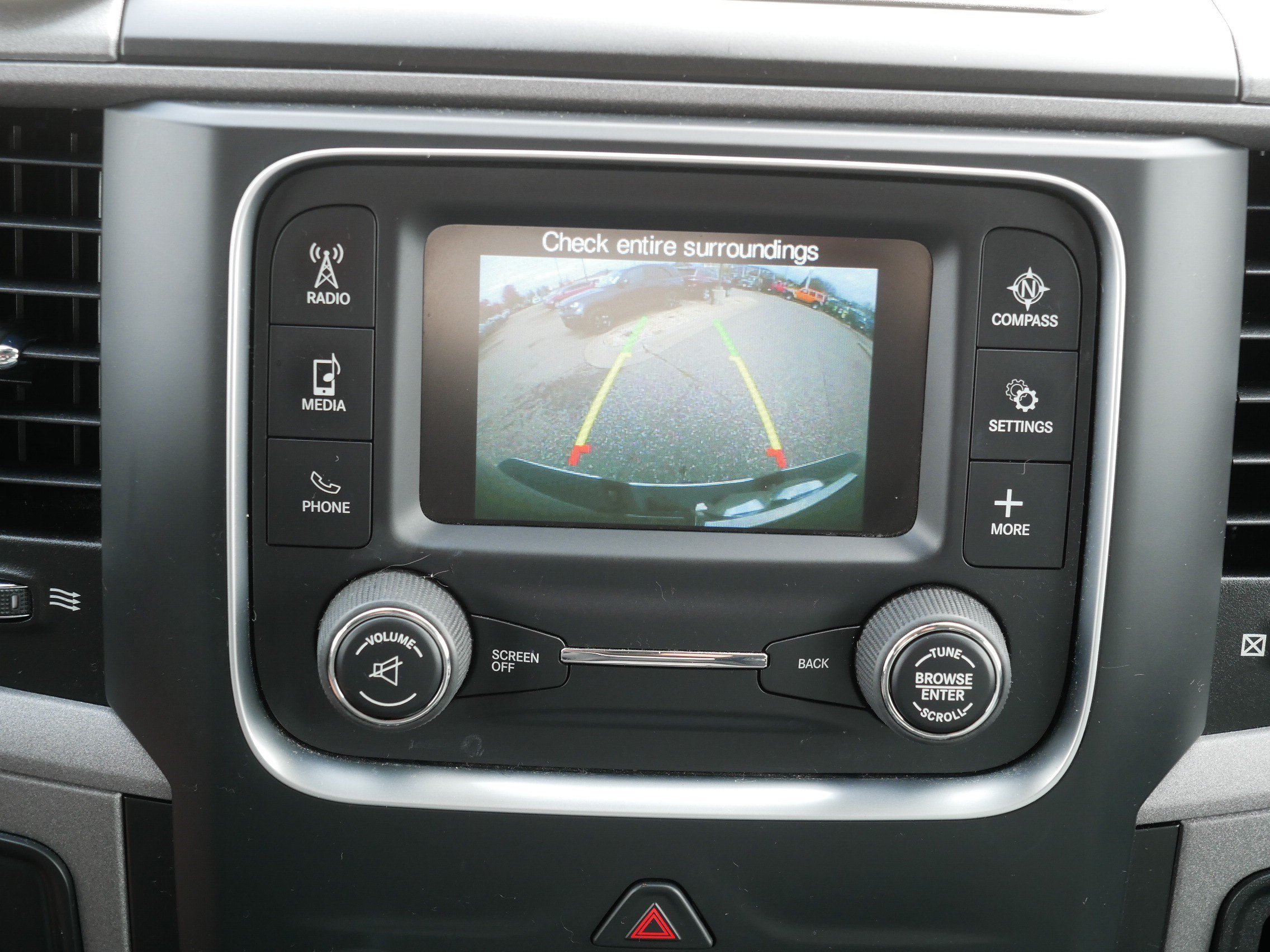 Used 2018 RAM 2500 Tradesman w/ Chrome Appearance Group AWD/4WD image 27