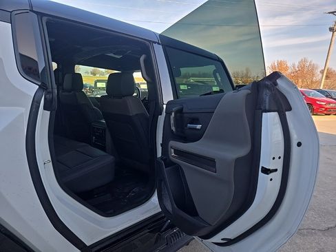 Used 2025 GMC Hummer EV 3X image 88