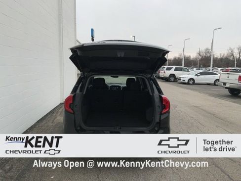 Certified 2022 GMC Terrain SLE w/ Driver Convenience Package image 7