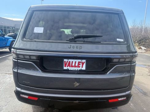 New 2026 Jeep Grand Wagoneer Summit w/ Premium Group III AWD/4WD image 4