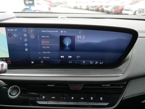 Used 2025 Buick Envision Preferred image 22