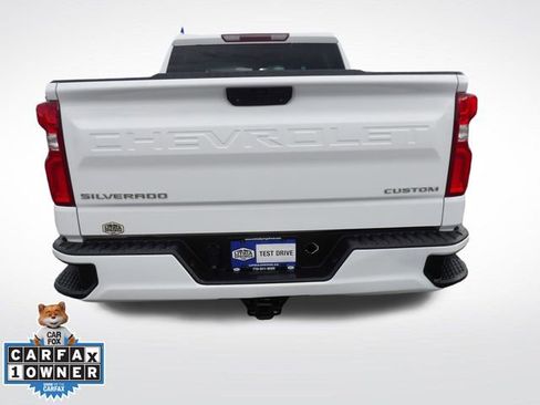 Used 2020 Chevrolet Silverado 1500 Custom w/ Custom Value Package RWD image 7