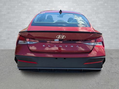 New 2025 Hyundai Elantra Sport image 6
