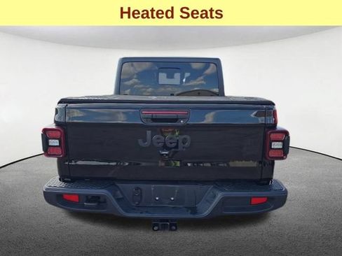 Used 2025 Jeep Gladiator Sport AWD/4WD image 7