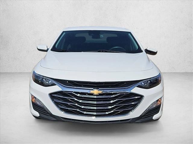 Certified 2025 Chevrolet Malibu LT FWD image 2